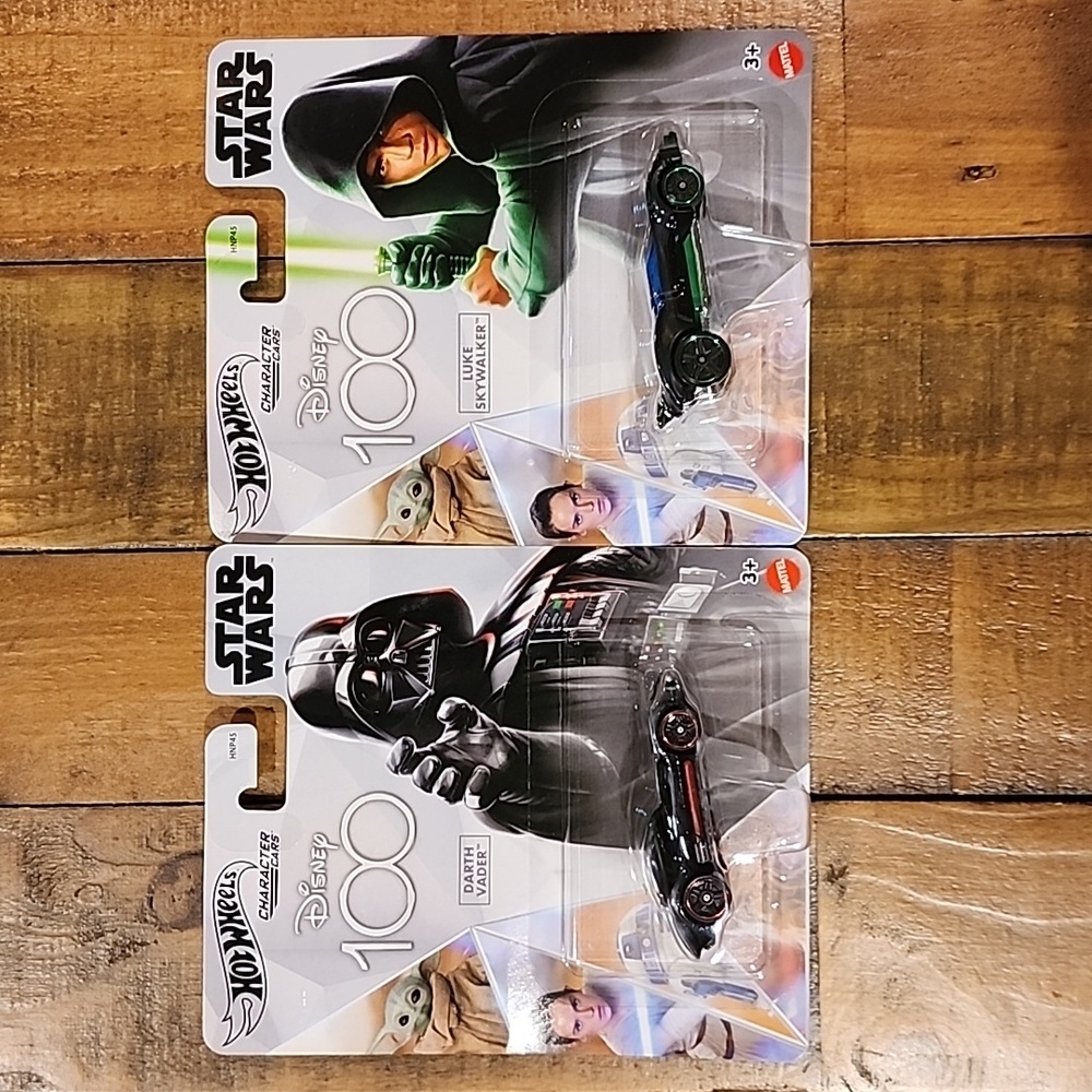 Hot Wheels Disney 100 Star Wars Set of 2 character cars